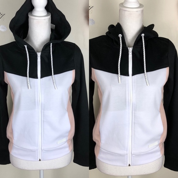juniors black zip up hoodie